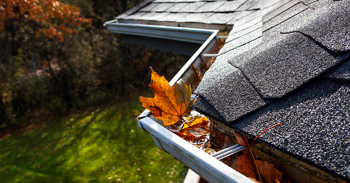 Simple Way to Calculate Gutter Cleaning Costs for Your Home